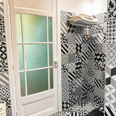 Spacieux Bourgeois Au Coeur Du Carre D'or De Et Proche Apartamento